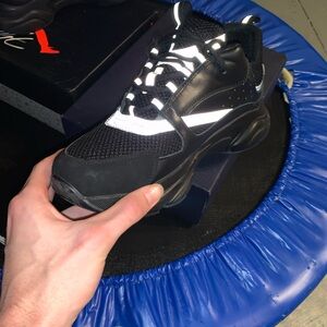 Dior b22s, used, box in perfect condition